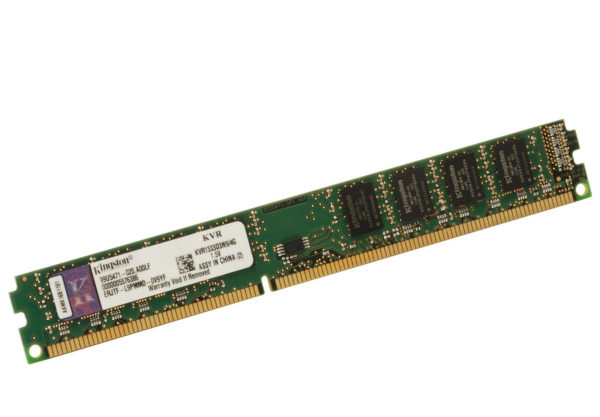 Kingston 4GB 1600 BUS DDR 3 (For PC)